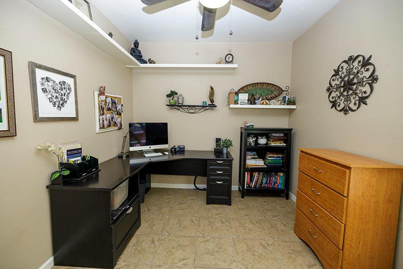 2365 Triumph Ct, Turlock, CA 95380