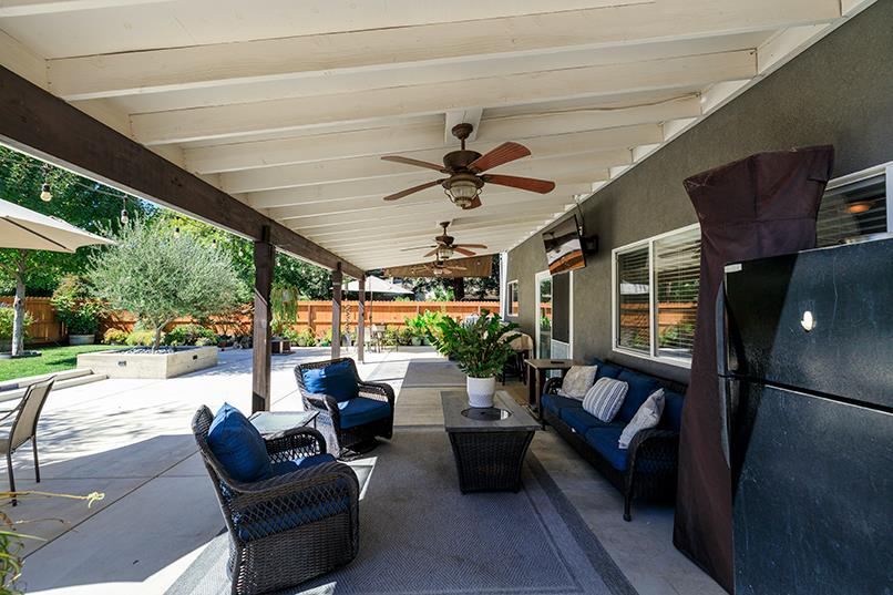 2365 Triumph Ct, Turlock, CA 95380