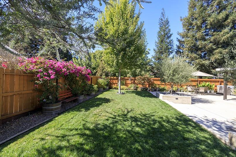 2365 Triumph Ct, Turlock, CA 95380