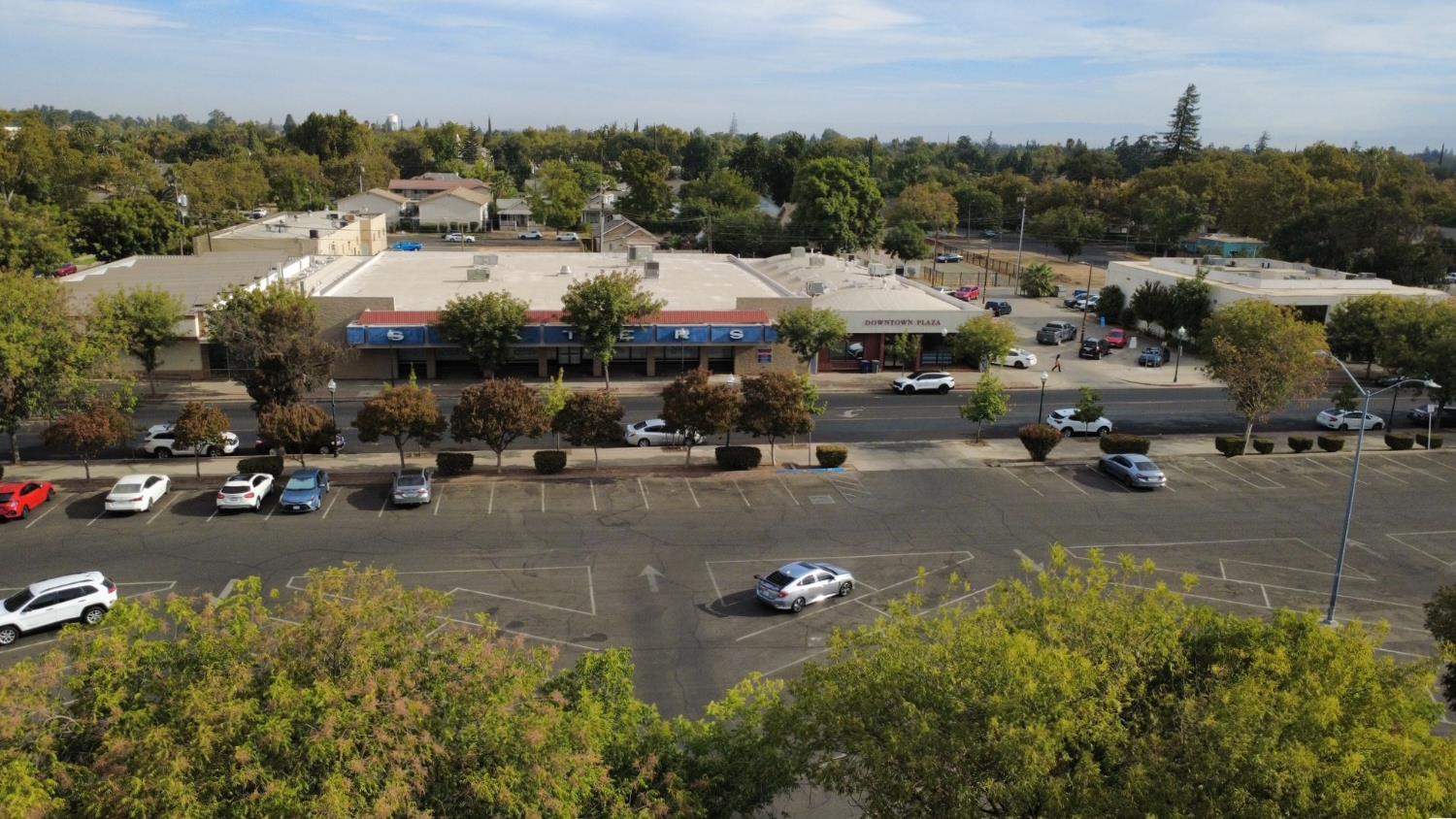 345 W 18th St, Merced, CA 95340