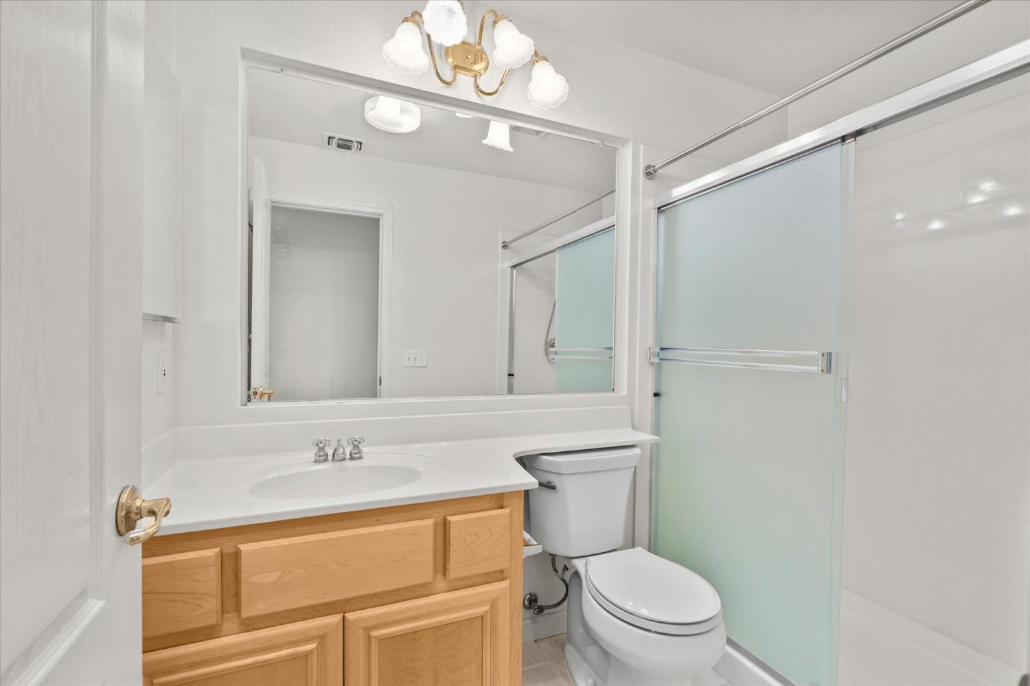 4025 Beyer Park Dr, Modesto, CA 95357