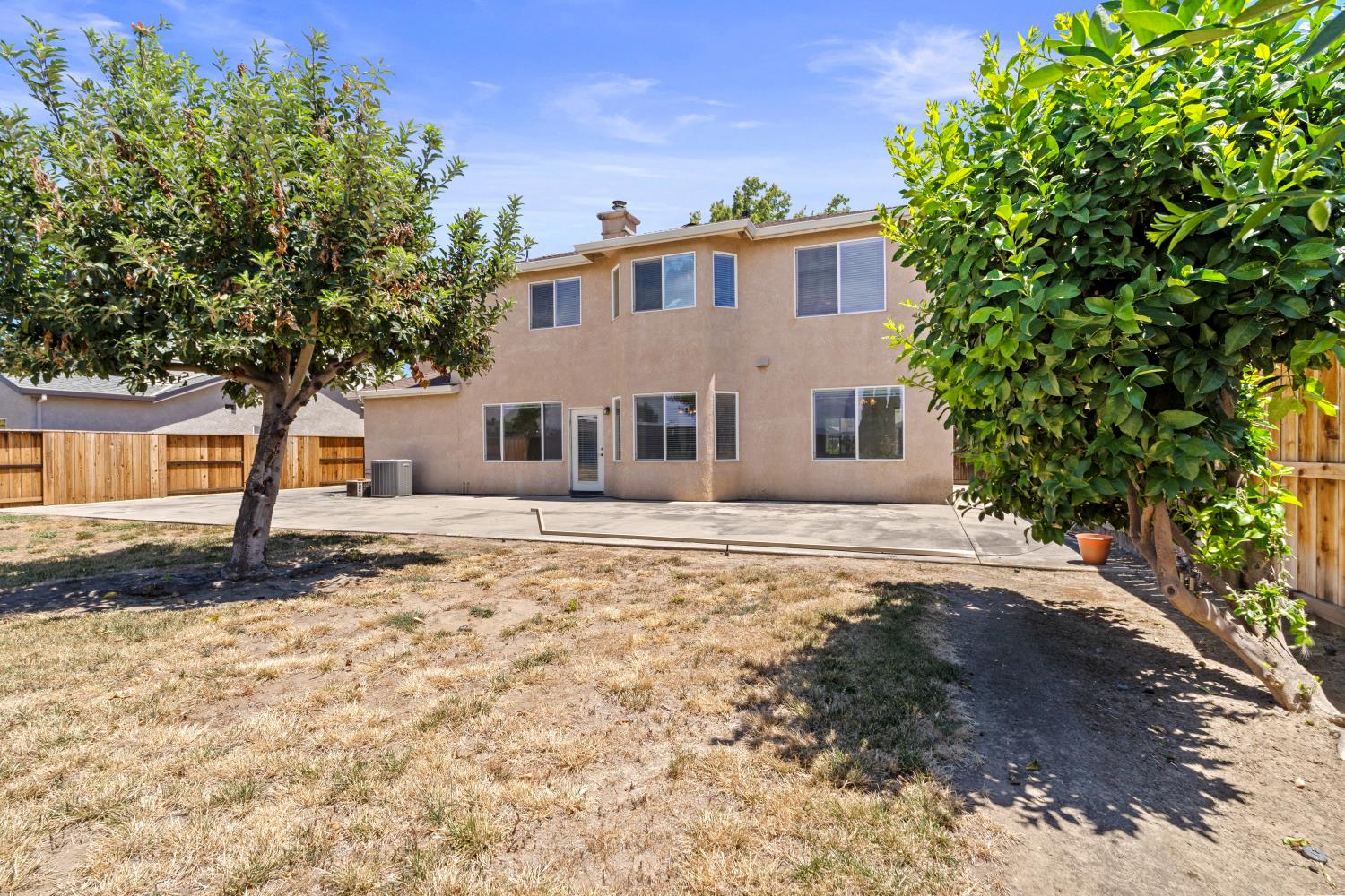 4025 Beyer Park Dr, Modesto, CA 95357