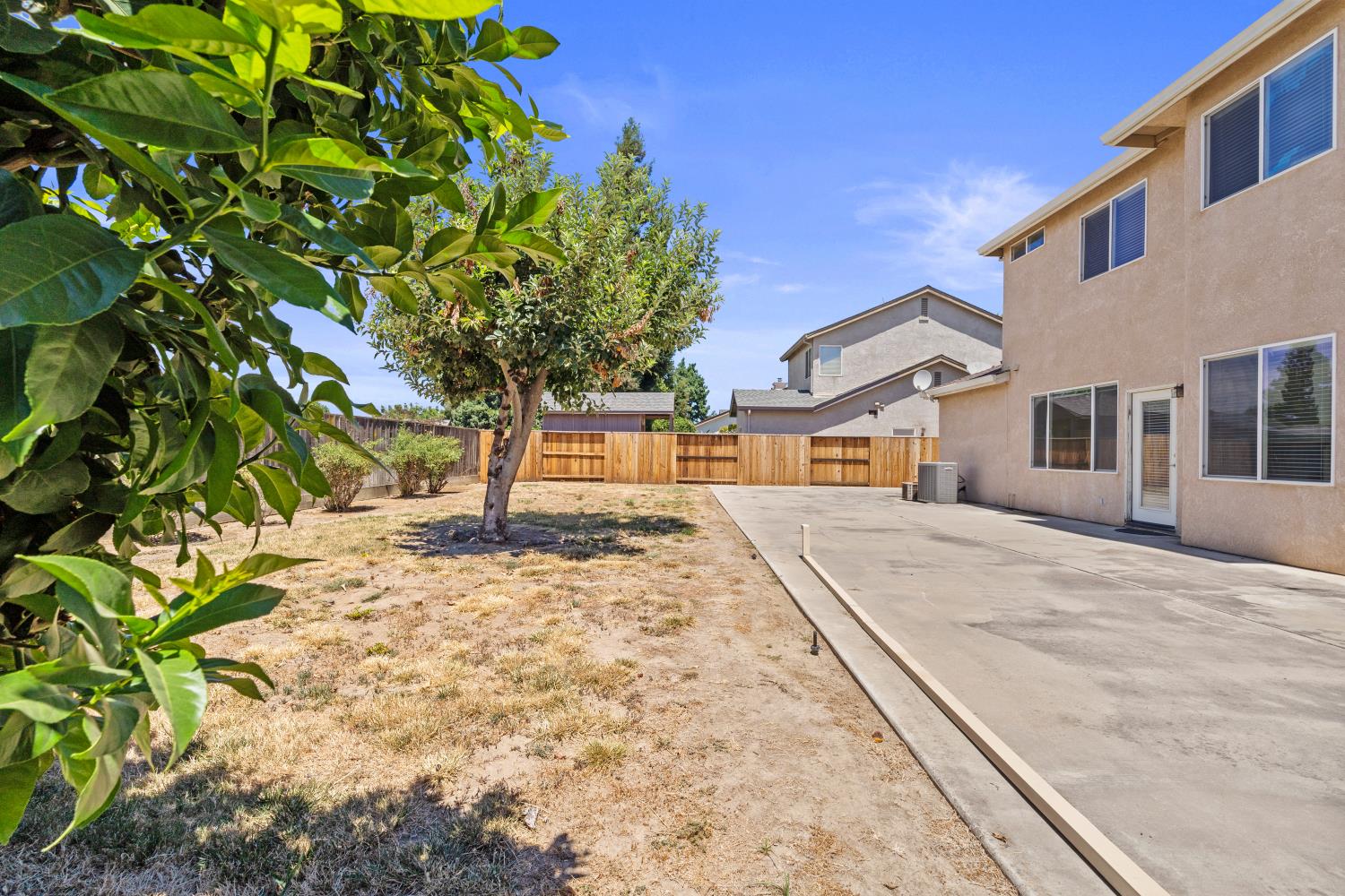 4025 Beyer Park Dr, Modesto, CA 95357