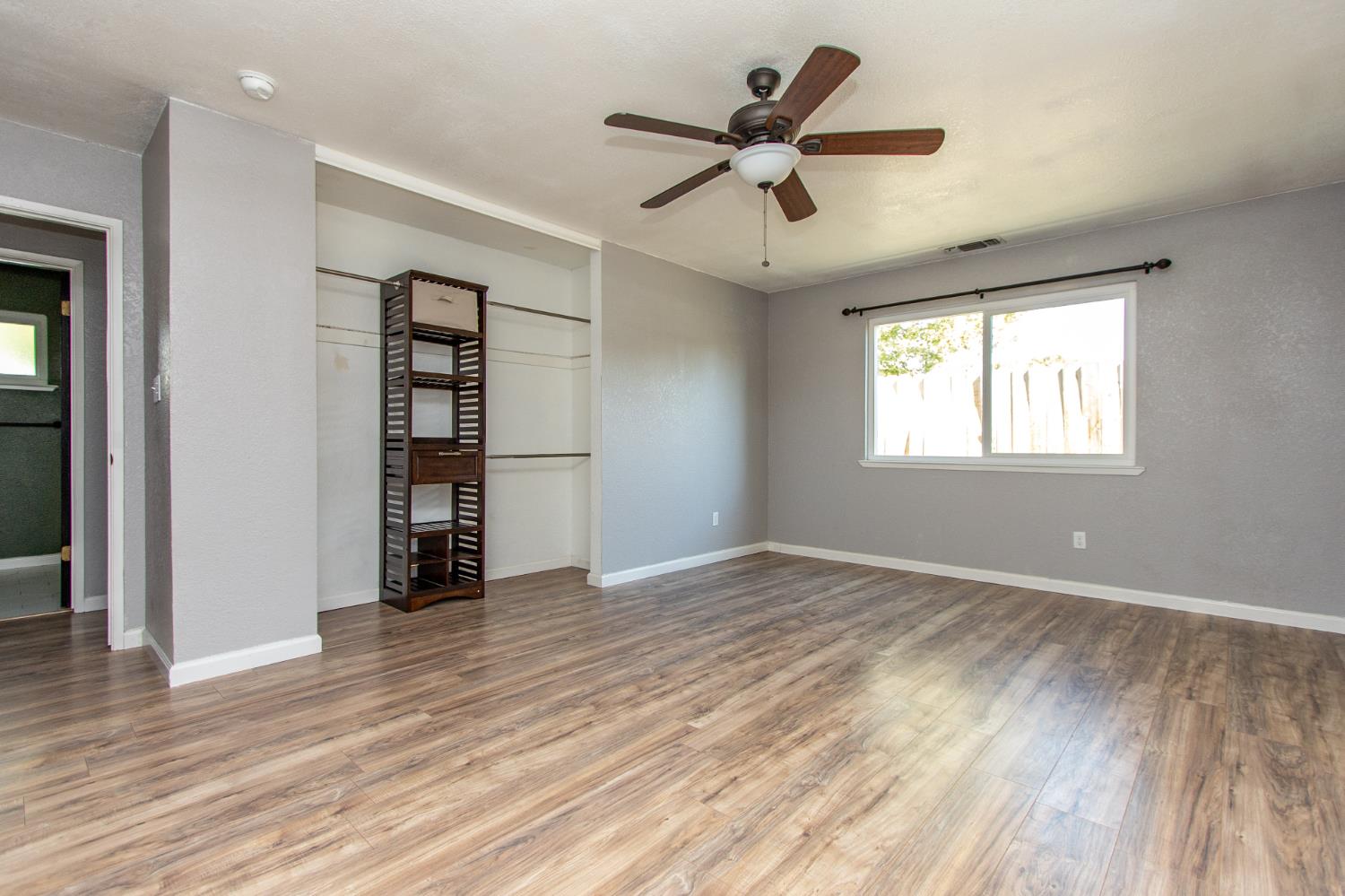 1740 Ogden Way, Turlock, CA 95380