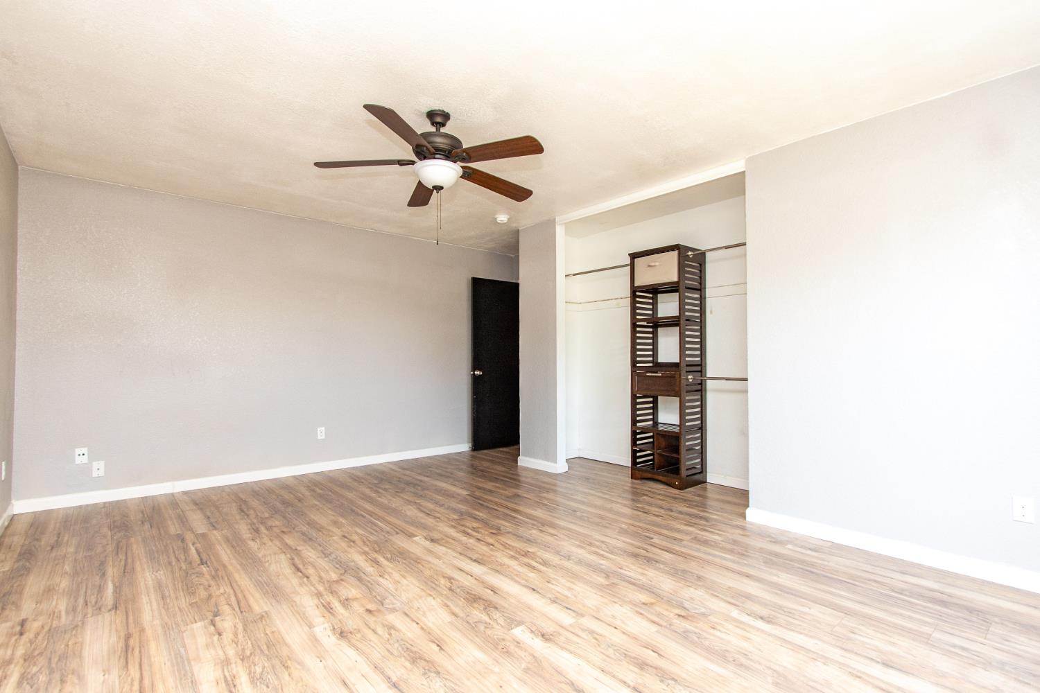 1740 Ogden Way, Turlock, CA 95380