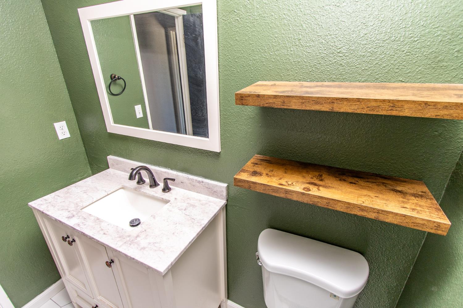 1740 Ogden Way, Turlock, CA 95380