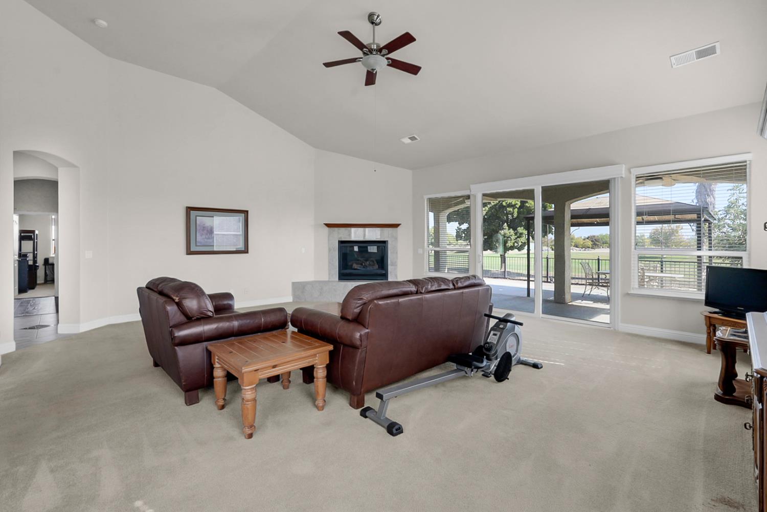 7170 Emerald St, Chowchilla, CA 93610