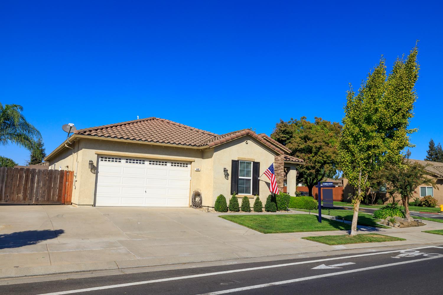 446 1St, Escalon, CA 95320