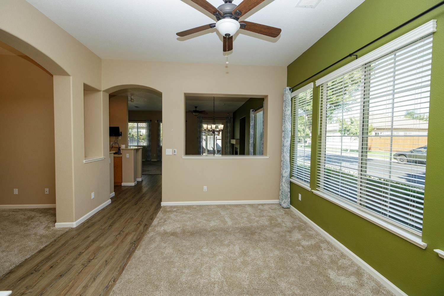 446 1St, Escalon, CA 95320