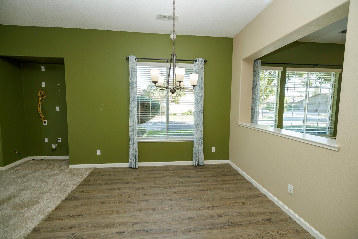 446 1St, Escalon, CA 95320