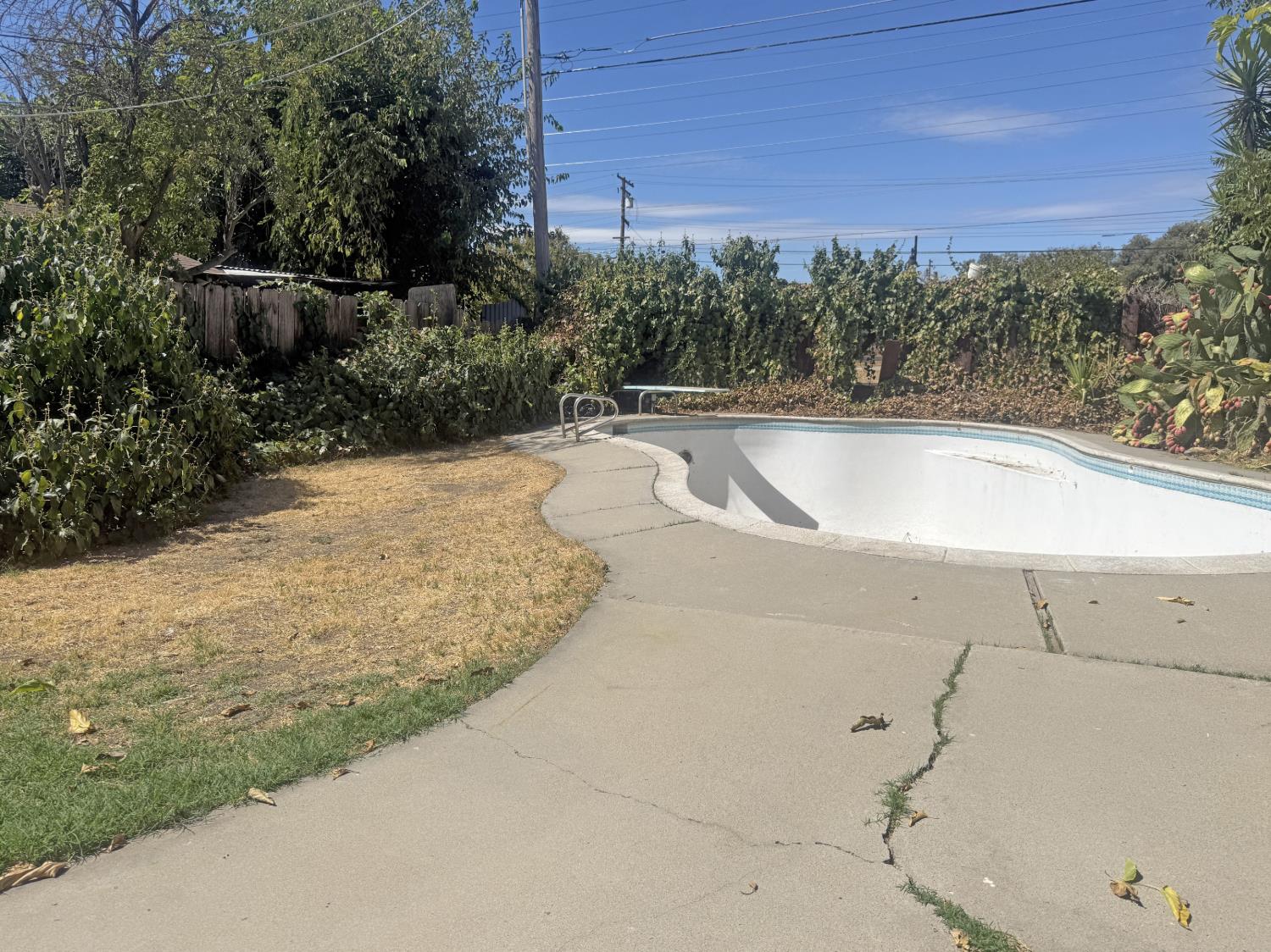 2001 Fremont Ave, Modesto, CA 95350
