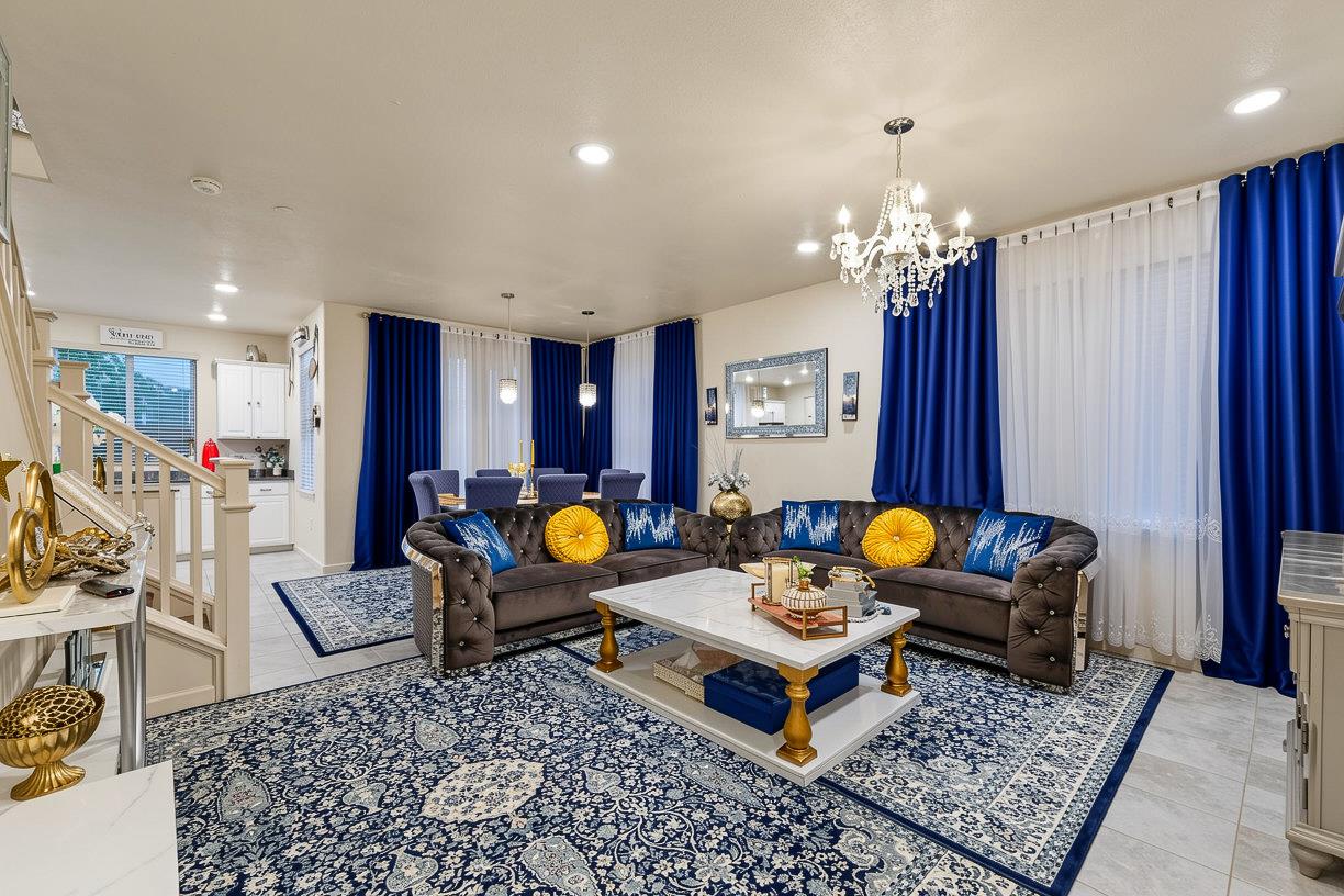2229 Novi Dr, Riverbank, CA 95367