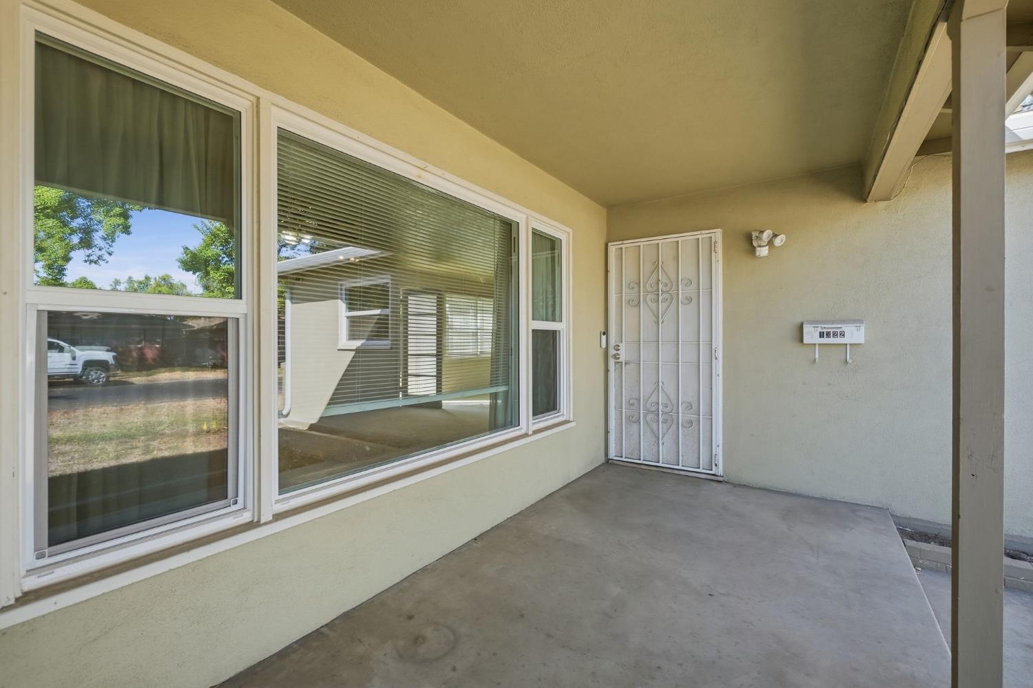 1322 1324 Del Rey Ave, Modesto, CA 95350