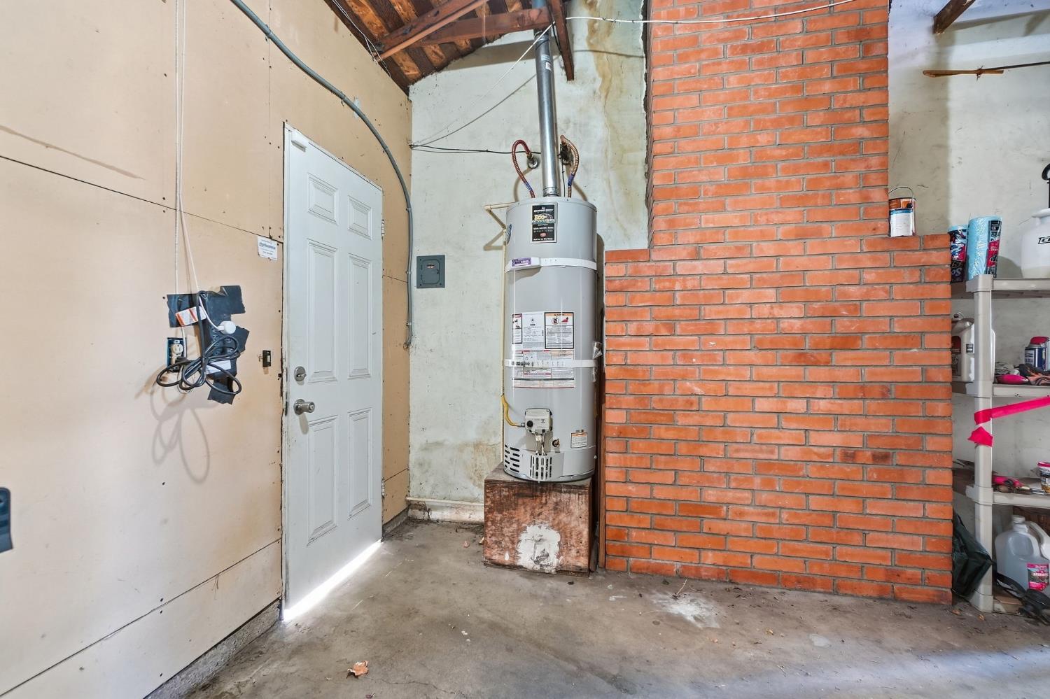 1322 1324 Del Rey Ave, Modesto, CA 95350