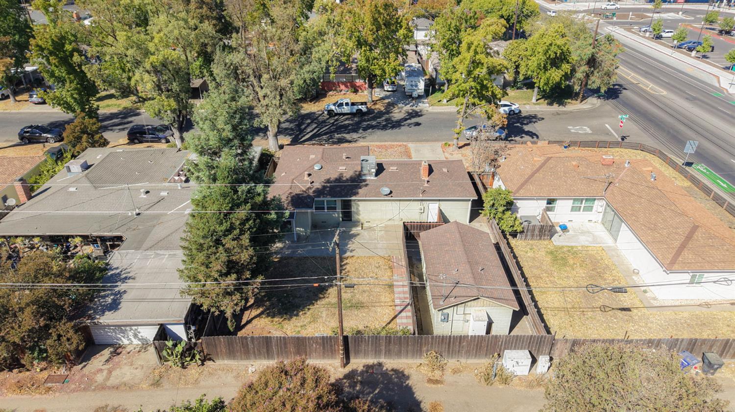 1322 1324 Del Rey Ave, Modesto, CA 95350