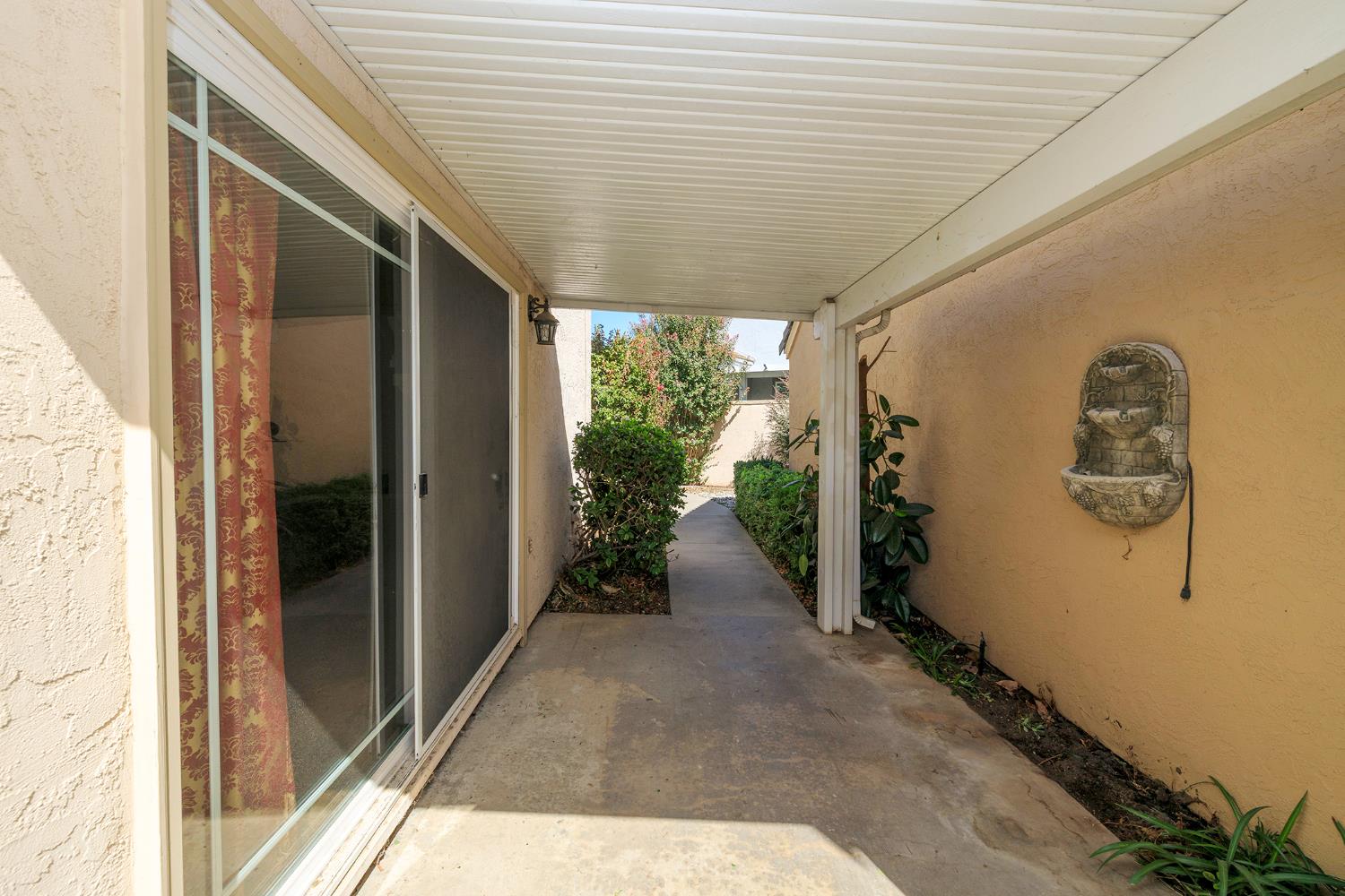 1144 Copper Lantern Ct, Modesto, CA 95355