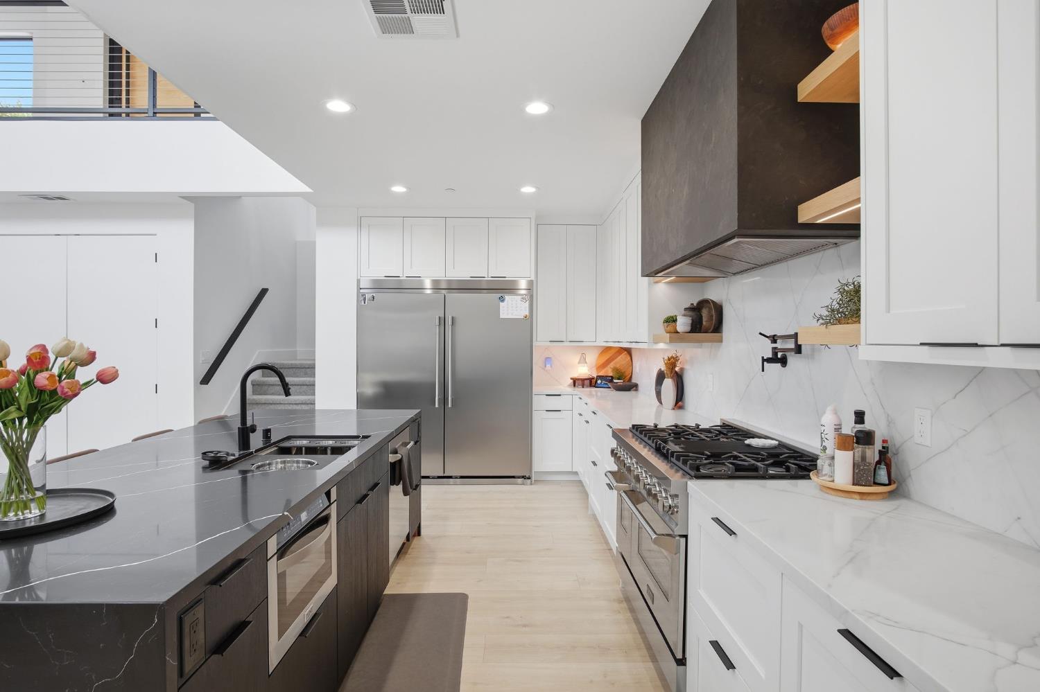 10925 Goldsborough Cir, Oakdale, CA 95361