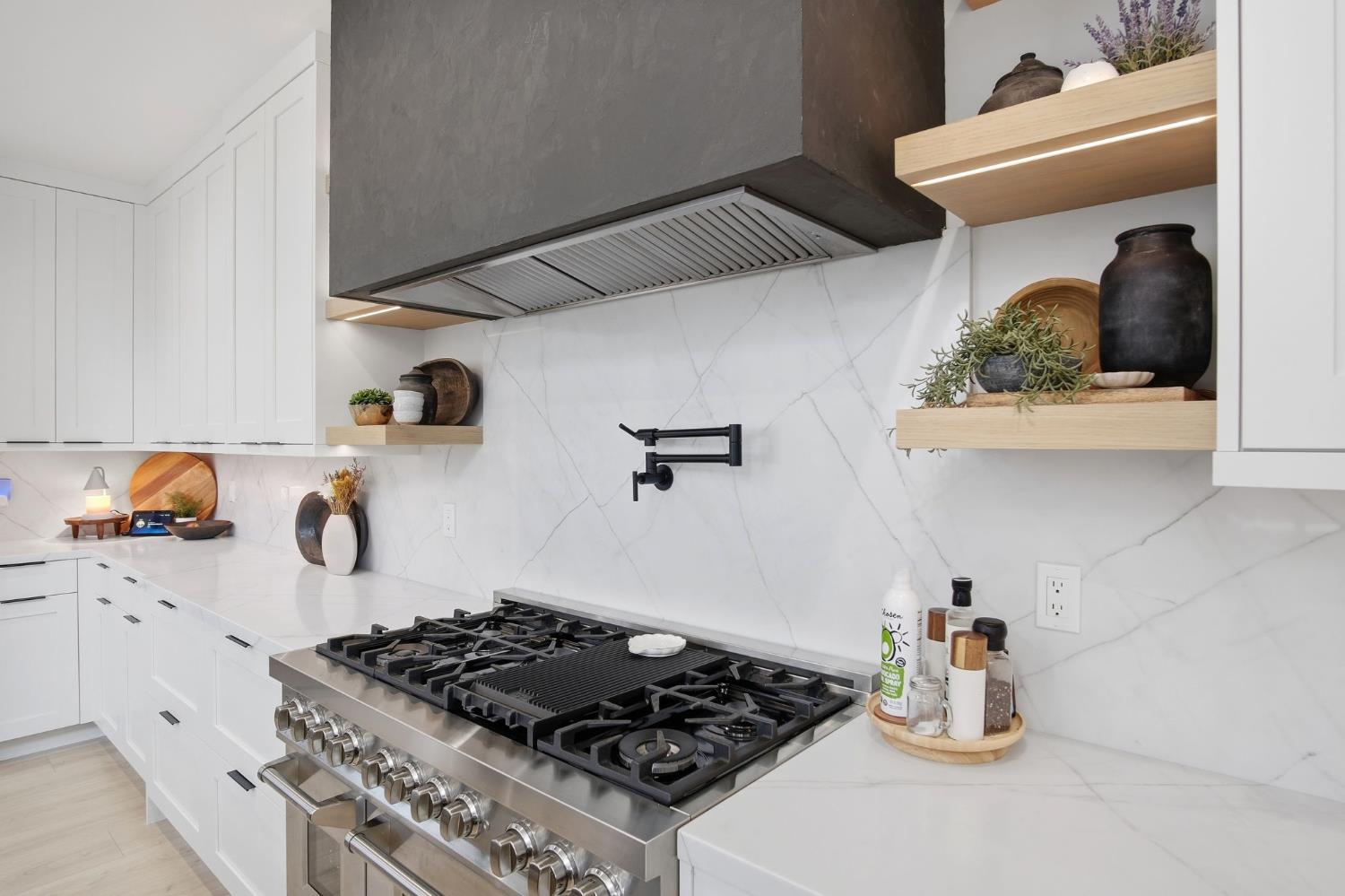 10925 Goldsborough Cir, Oakdale, CA 95361