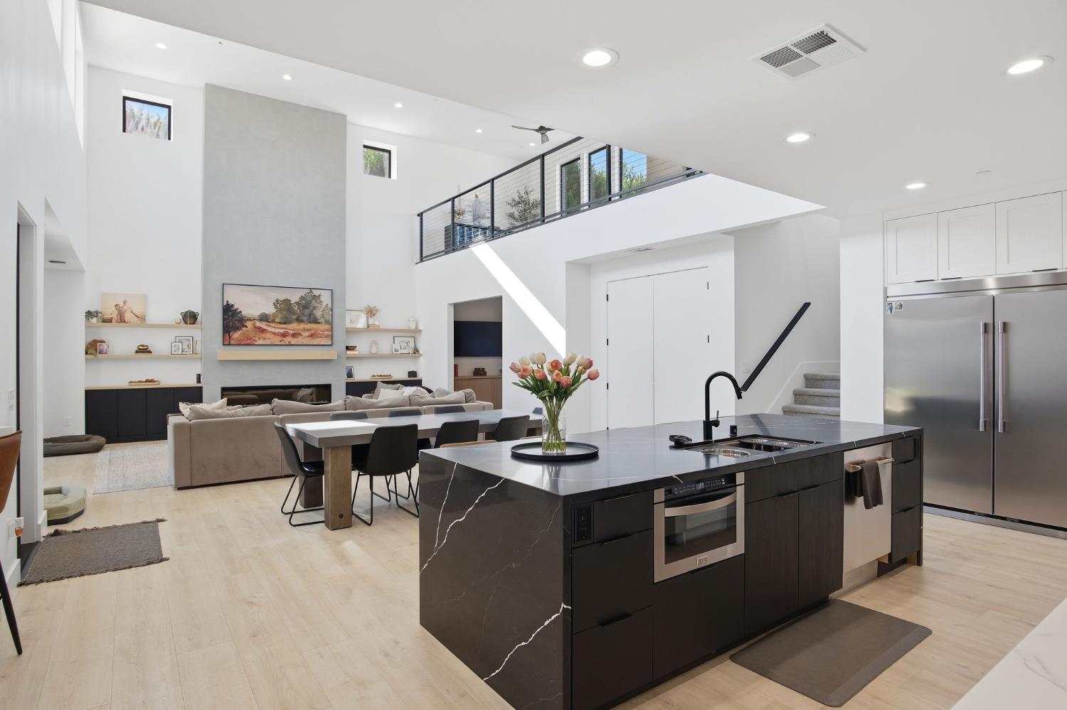 10925 Goldsborough Cir, Oakdale, CA 95361
