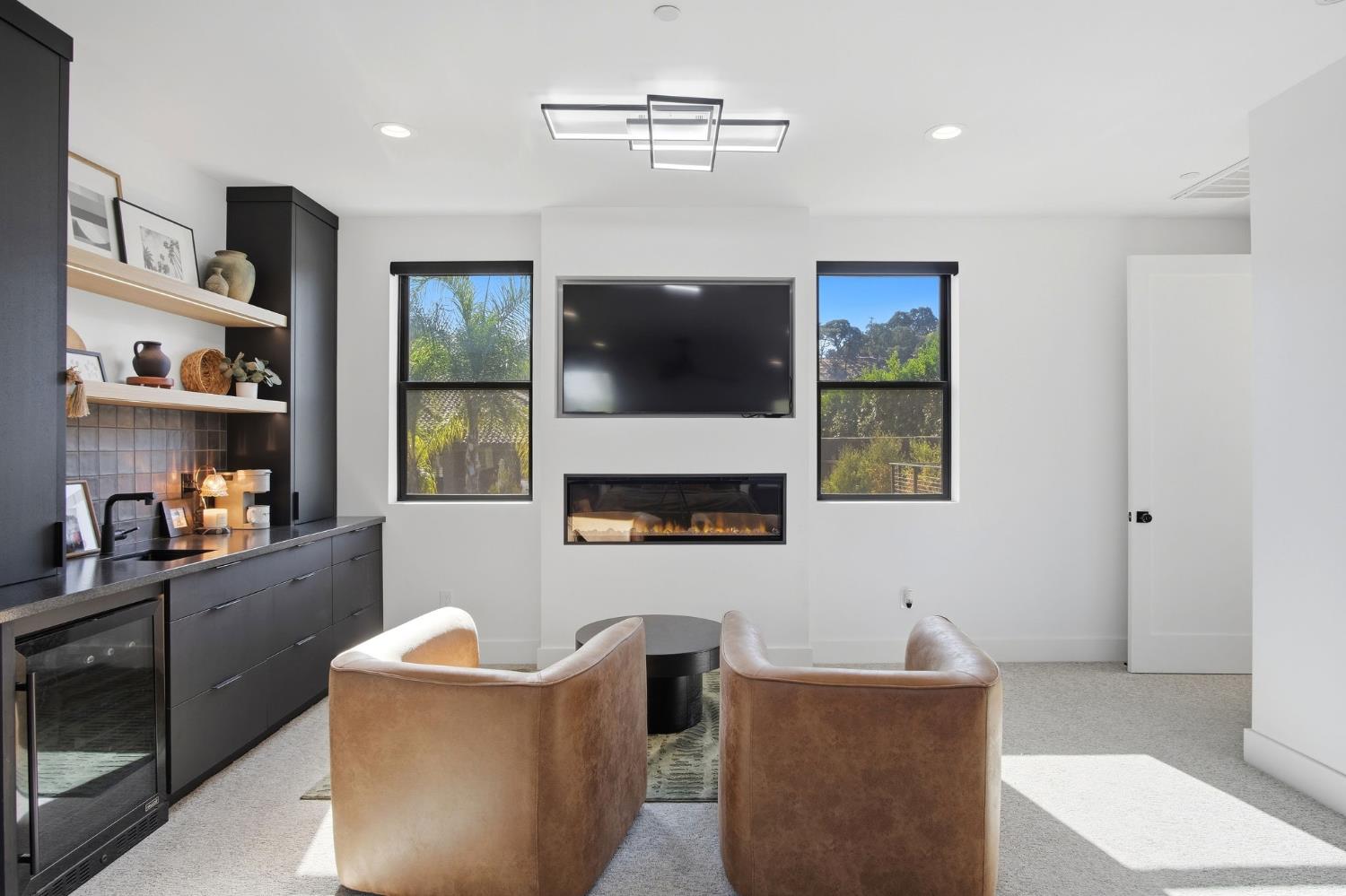 10925 Goldsborough Cir, Oakdale, CA 95361