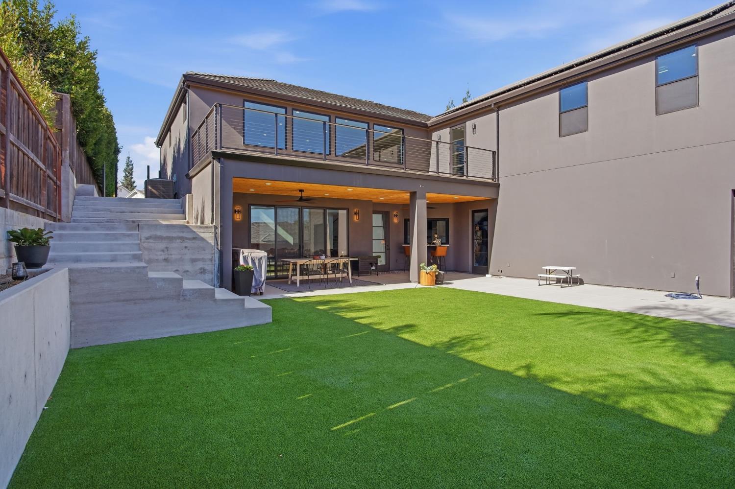 10925 Goldsborough Cir, Oakdale, CA 95361