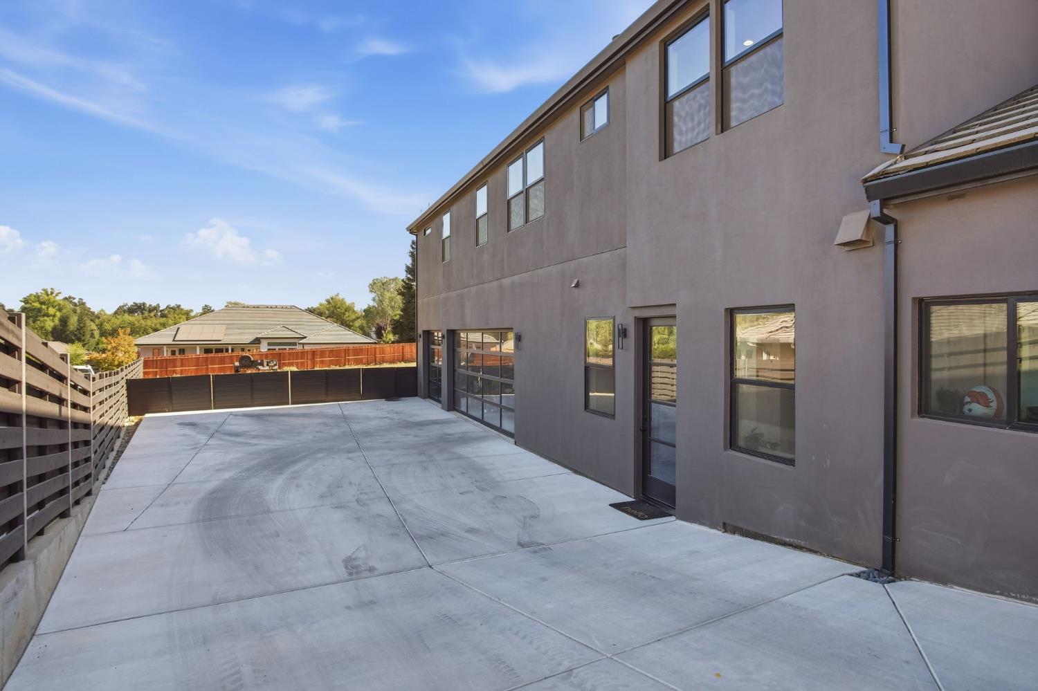 10925 Goldsborough Cir, Oakdale, CA 95361