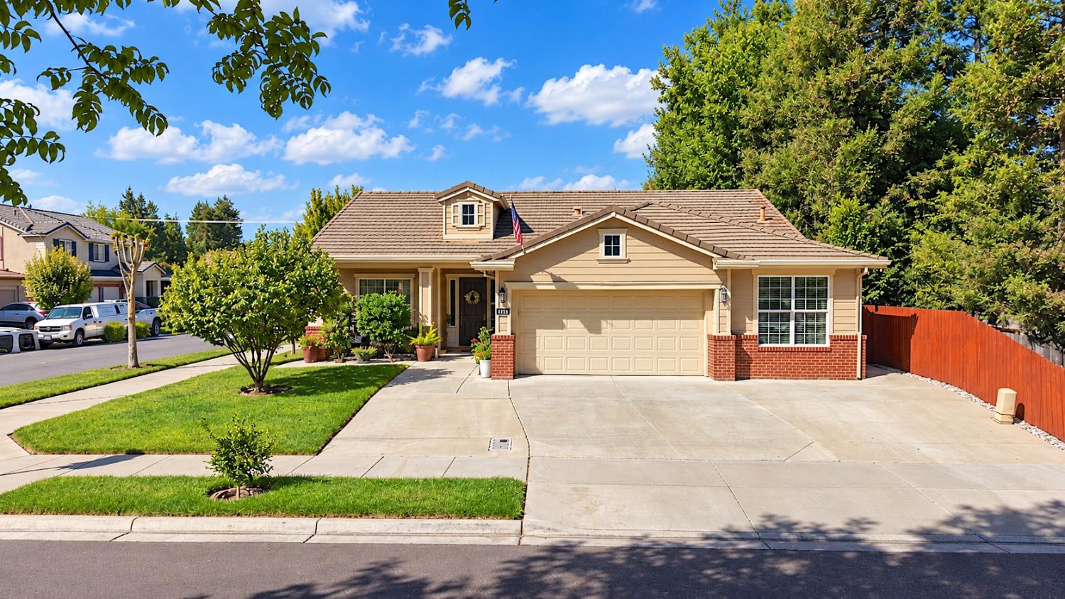 4403 Cherry Blossom Ln, Turlock, CA 95382