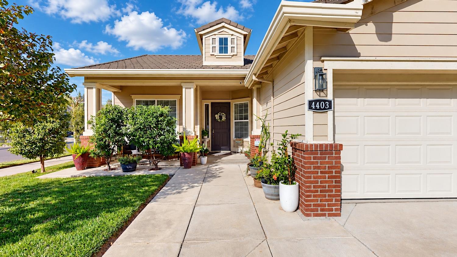 4403 Cherry Blossom Ln, Turlock, CA 95382