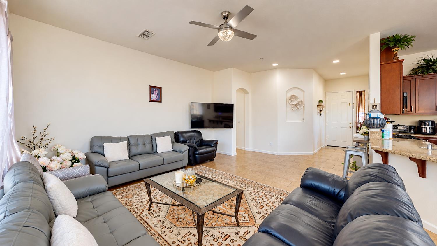 4403 Cherry Blossom Ln, Turlock, CA 95382