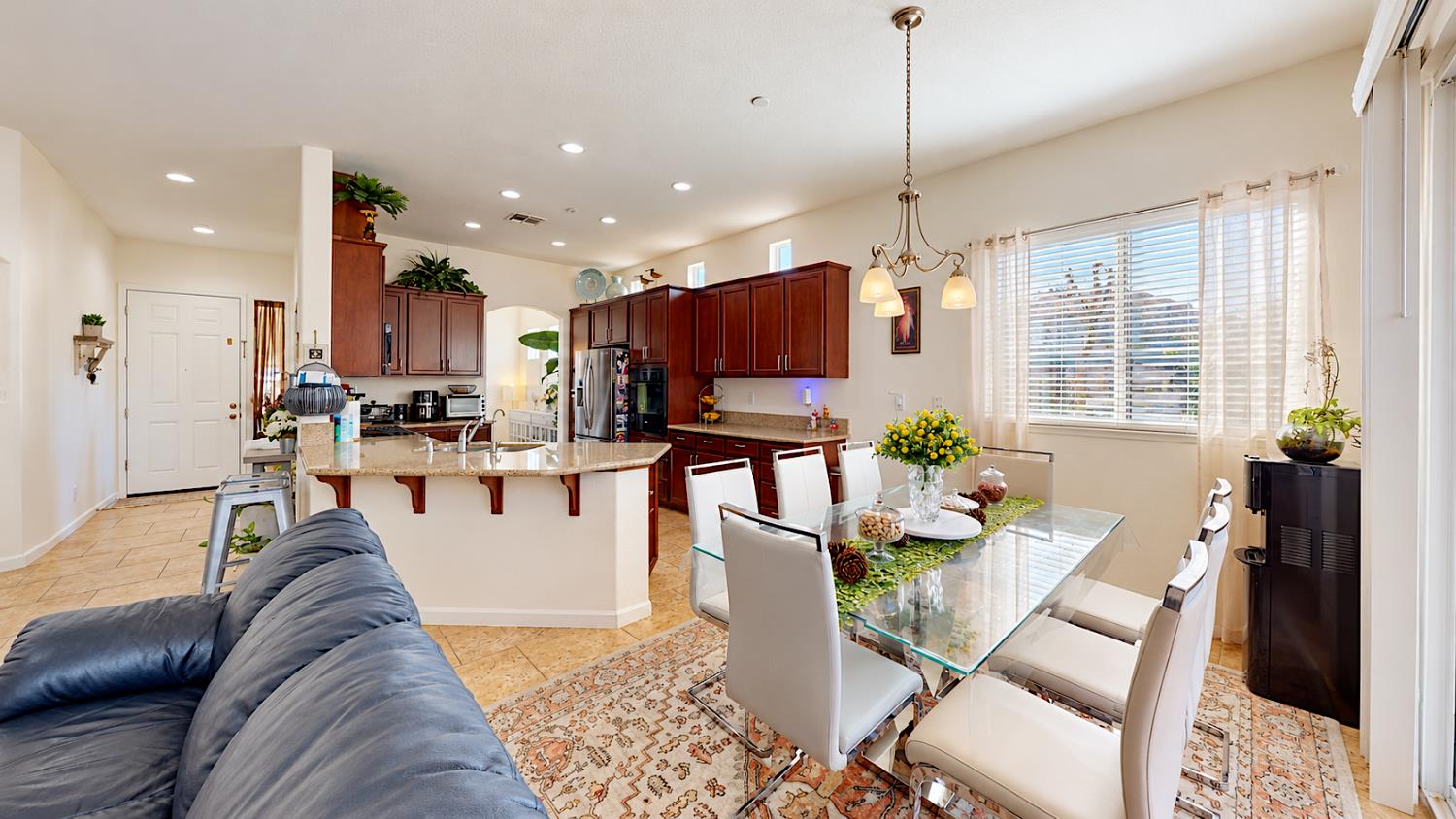 4403 Cherry Blossom Ln, Turlock, CA 95382