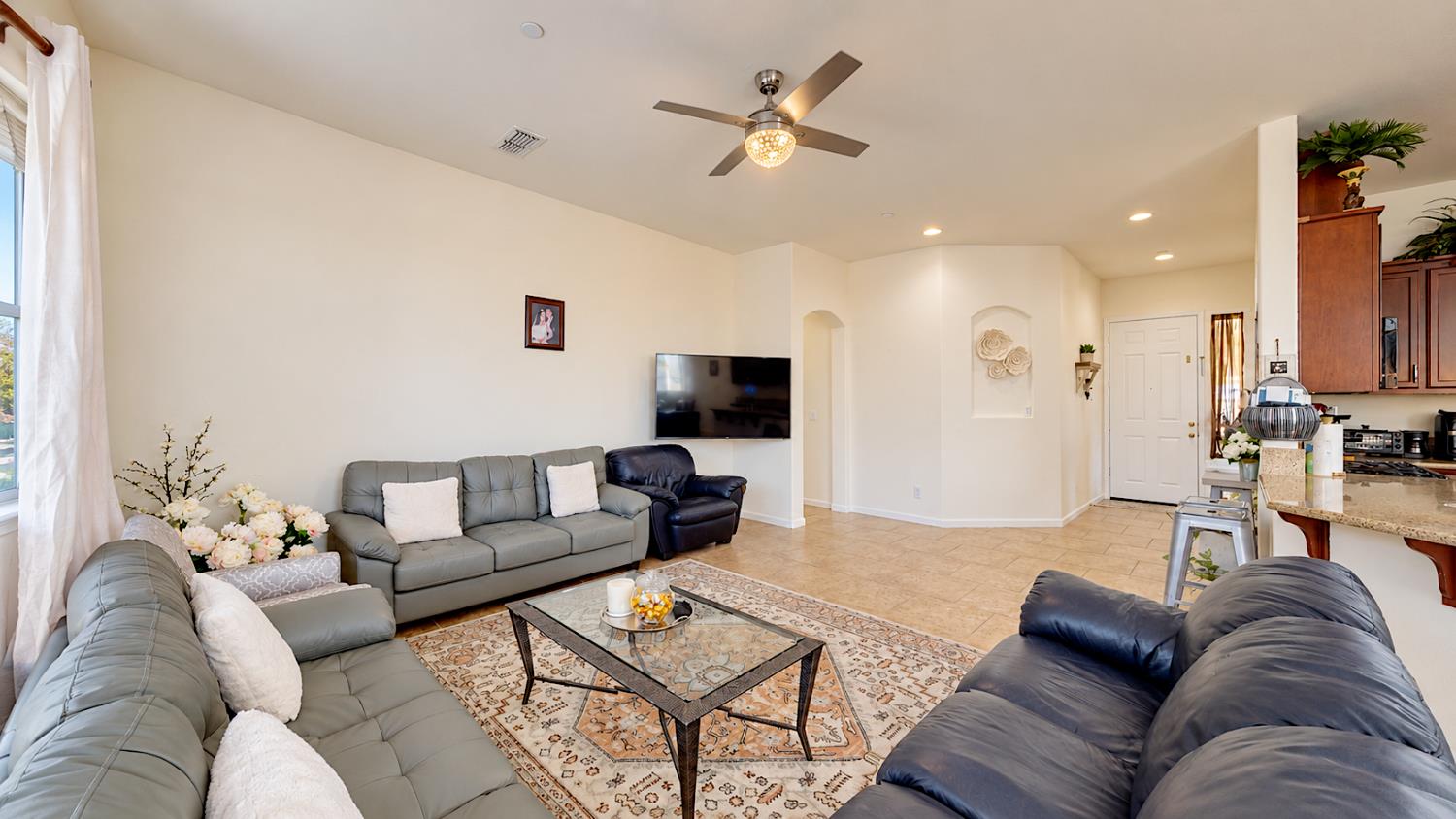 4403 Cherry Blossom Ln, Turlock, CA 95382