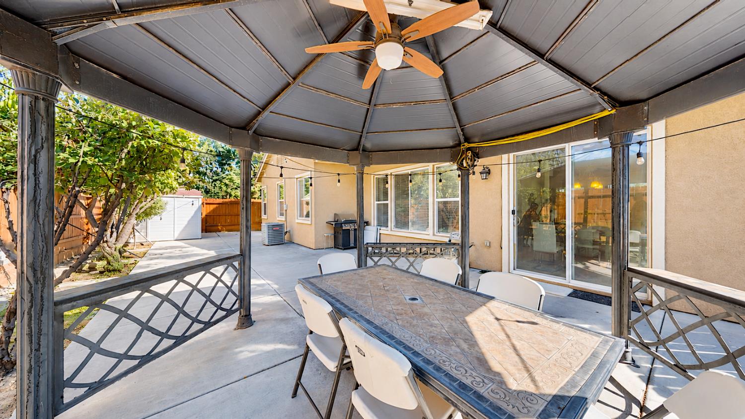 4403 Cherry Blossom Ln, Turlock, CA 95382