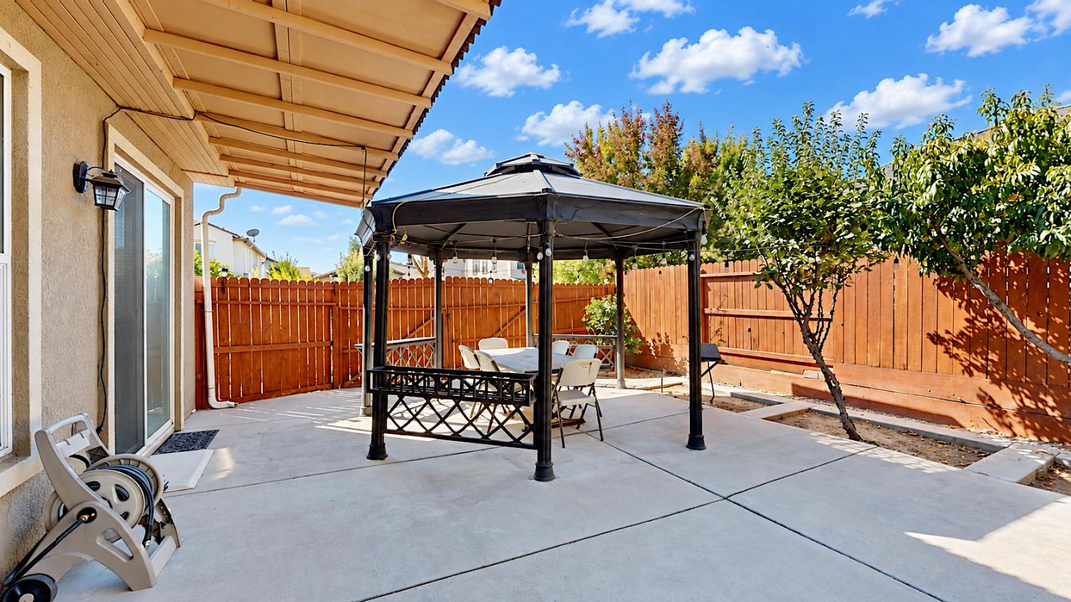 4403 Cherry Blossom Ln, Turlock, CA 95382