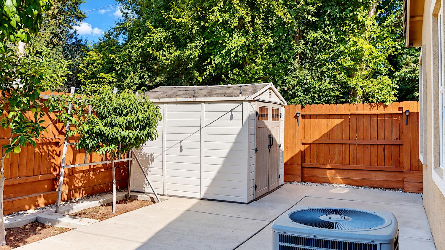 4403 Cherry Blossom Ln, Turlock, CA 95382