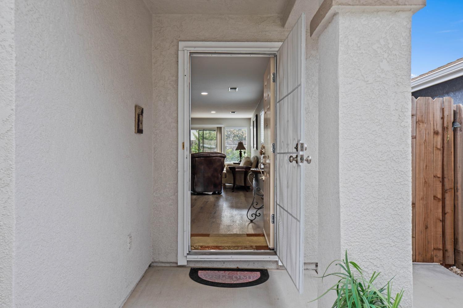 2432 Ives St, Modesto, CA 95355