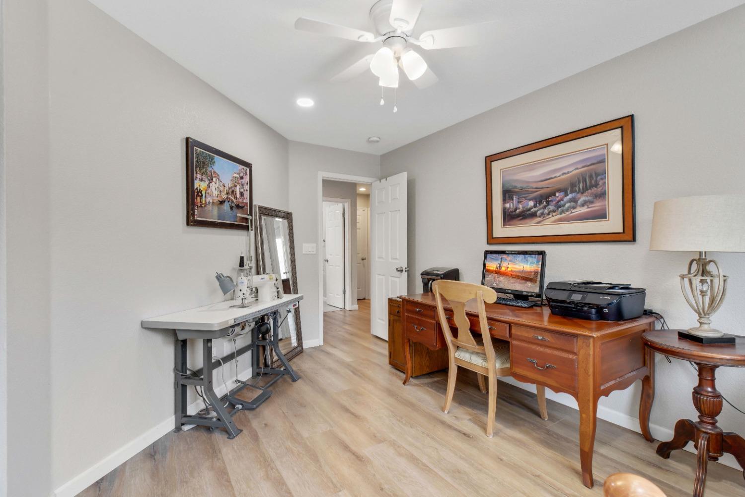 2432 Ives St, Modesto, CA 95355
