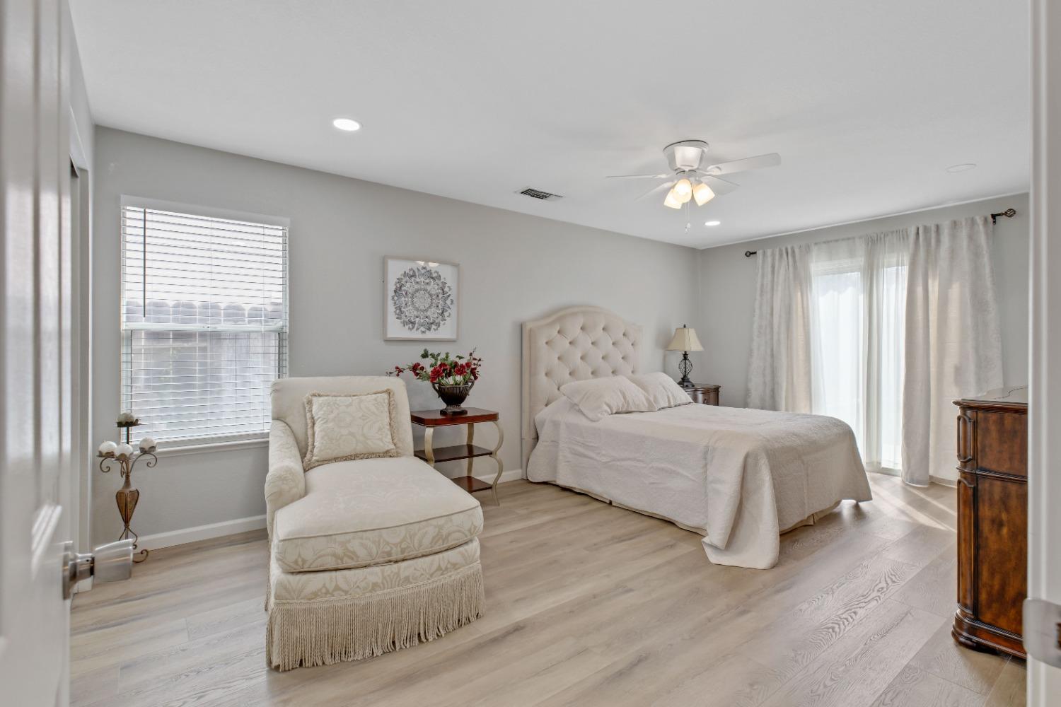 2432 Ives St, Modesto, CA 95355