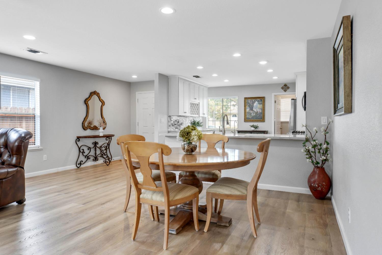 2432 Ives St, Modesto, CA 95355
