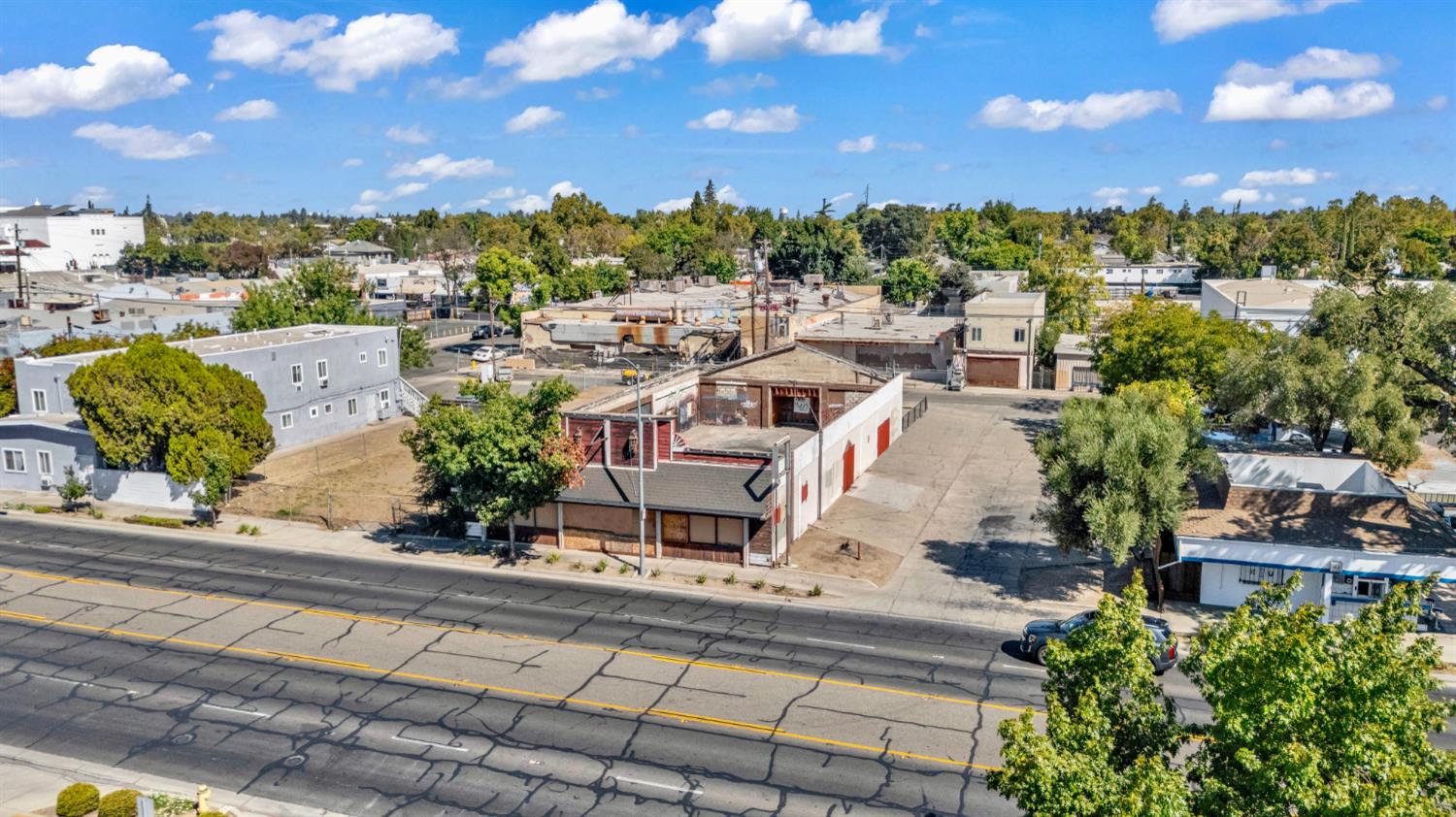 149 W 16th St, Merced, CA 95340
