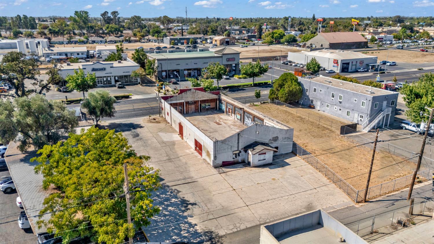 149 W 16th St, Merced, CA 95340