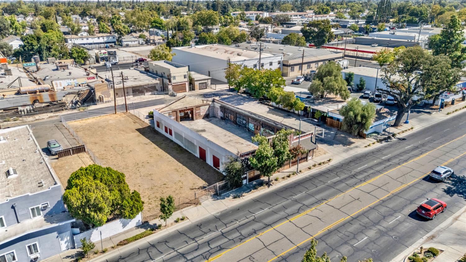 149 W 16th St, Merced, CA 95340