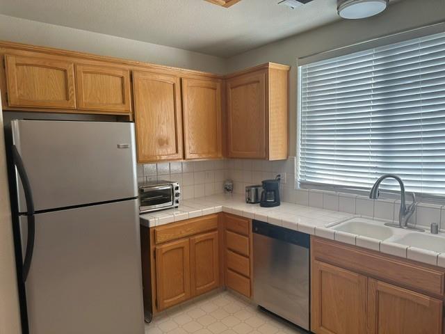 796 Florence Ct, Los Banos, CA 93635