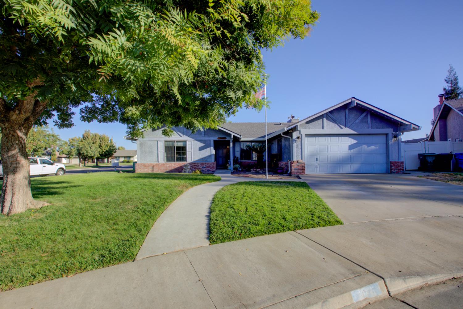 1785 Boston Ct, Turlock, CA 95382