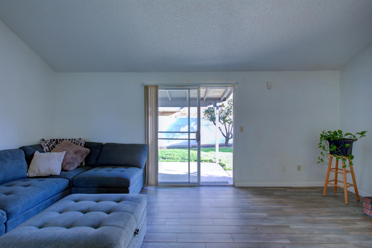 1785 Boston Ct, Turlock, CA 95382
