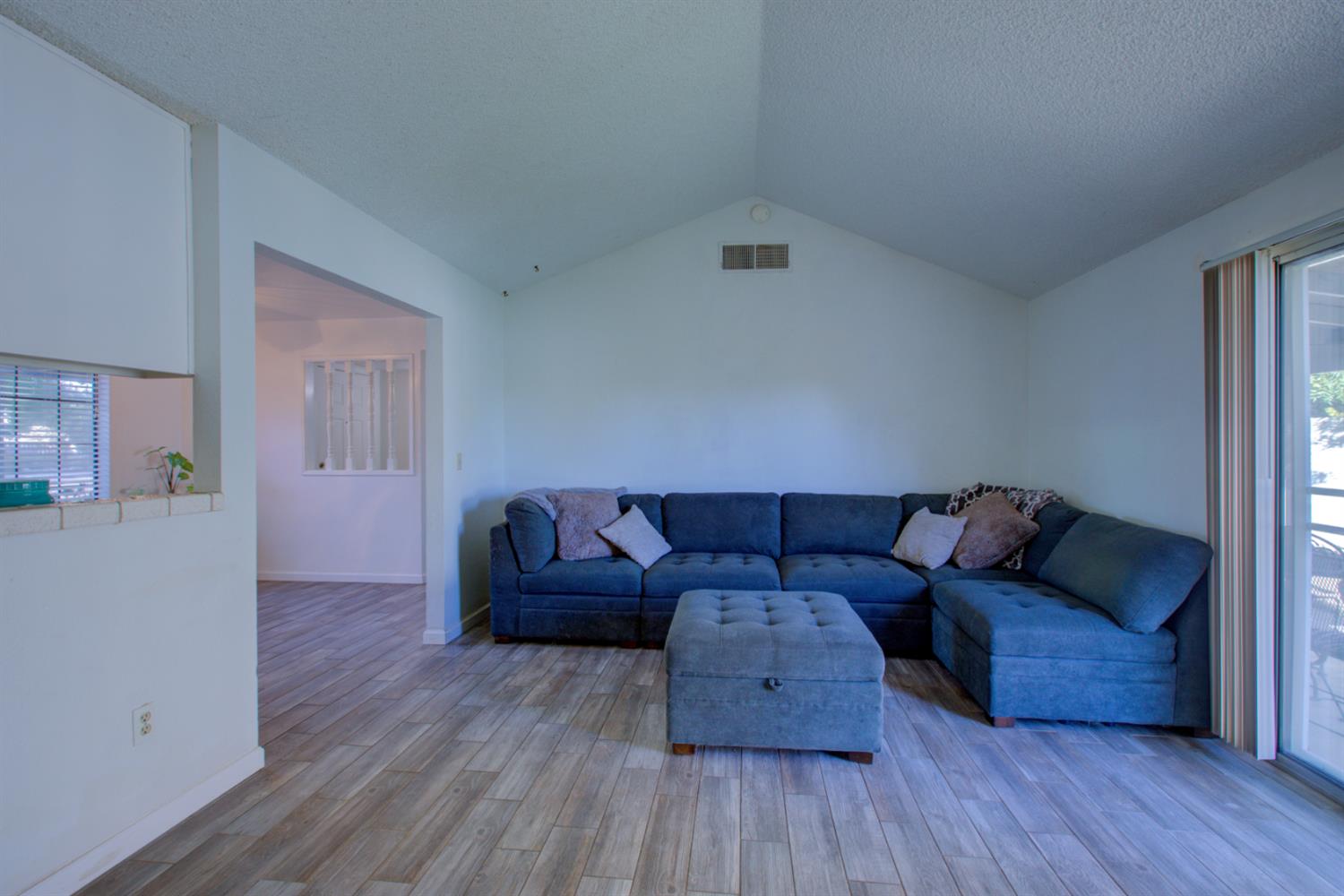 1785 Boston Ct, Turlock, CA 95382