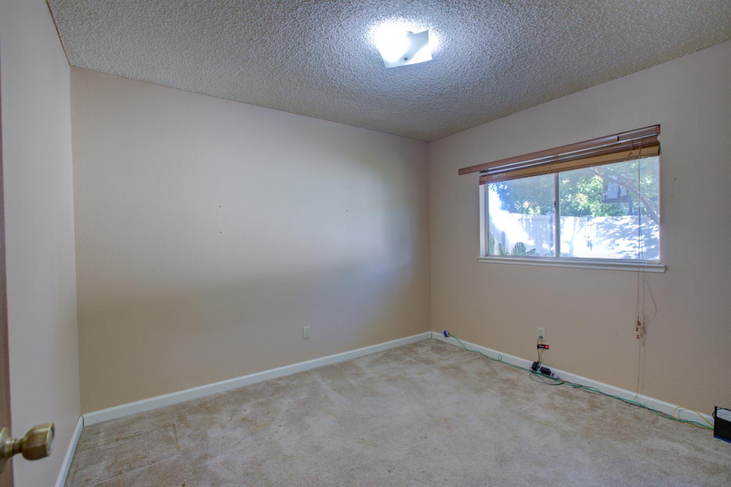 1785 Boston Ct, Turlock, CA 95382