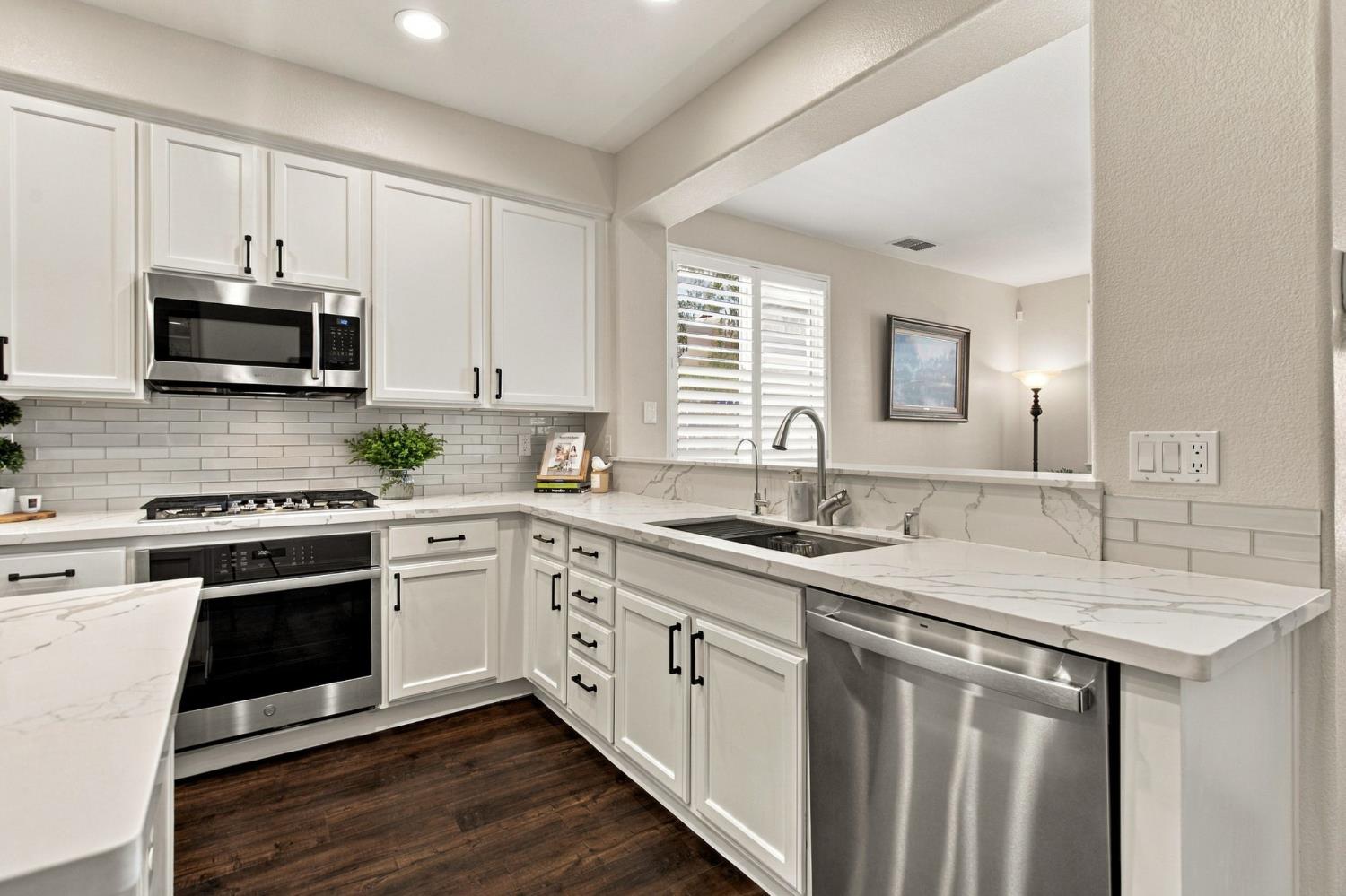 2503 Donatello St, Manteca, CA 95337