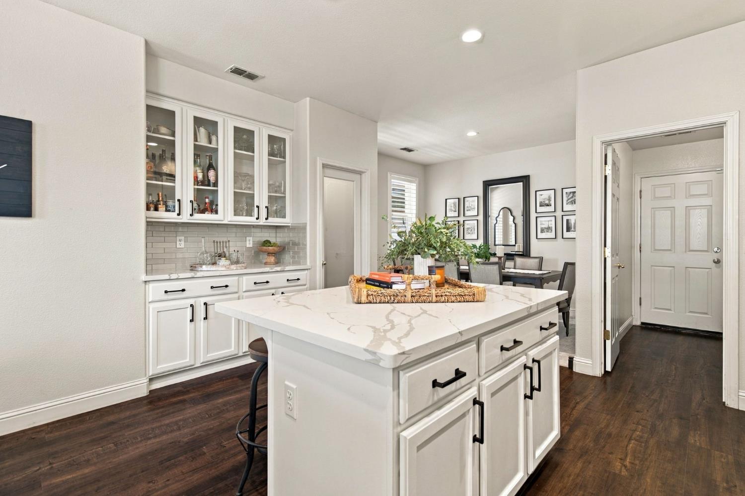 2503 Donatello St, Manteca, CA 95337