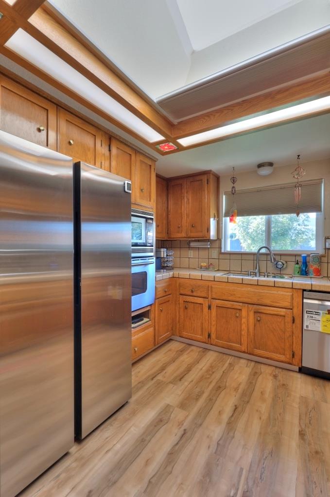 3808 Poinsettia Dr, Modesto, CA 95356