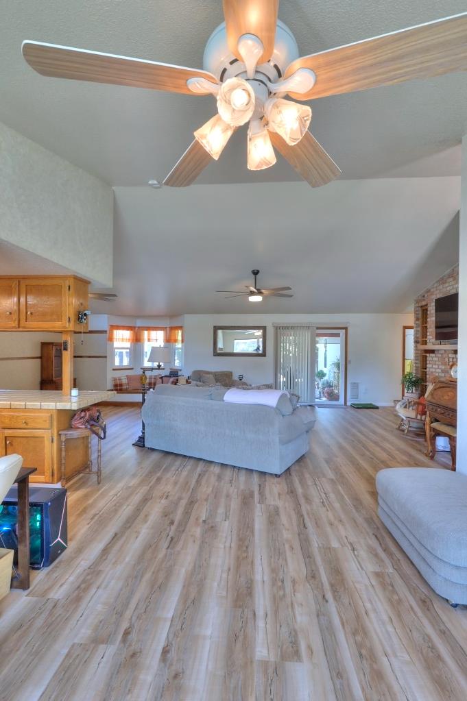 3808 Poinsettia Dr, Modesto, CA 95356